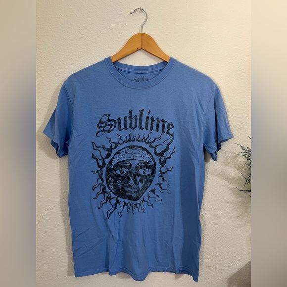 Sublime Tops - Sublime Light Blue Short Sleeve Graphic Tee Size M